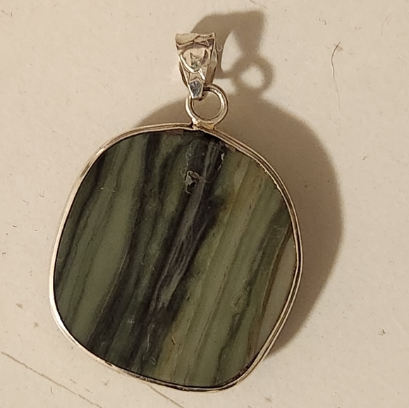 925 sterling silver Zebra Jasper pendant - Picture 2 of 5